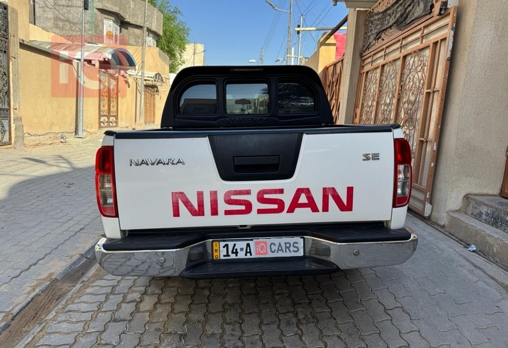 نیسان نەڤارا